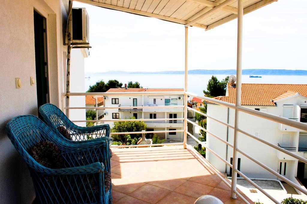 Apartments Niko Trogir Exteriör bild